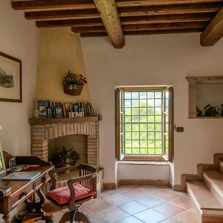 Villa Charming Near Assisi, Service & Experience