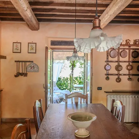 Charming Near Assisi, Service & Experience